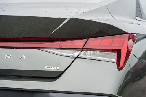 2025 Hyundai ELANTRA HEV Limited