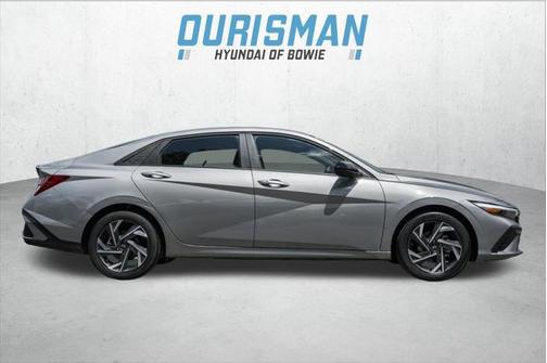 2025 Hyundai ELANTRA Sport