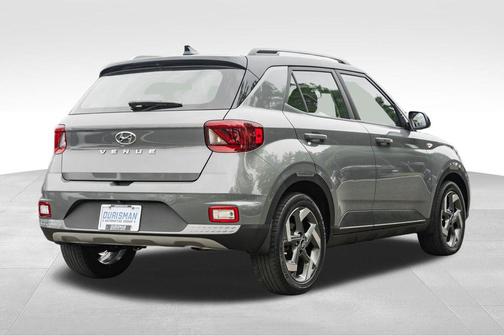 2022 Hyundai VENUE Limited