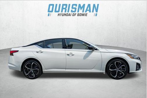 2024 Nissan Altima SR Intelligent AWD