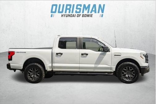 2022 Ford F-150 Lightning Pro