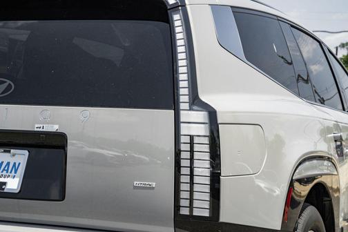 2026 Hyundai IONIQ 9 SEL