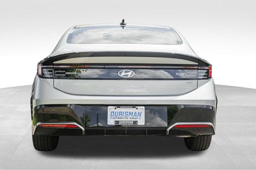 2025 Hyundai SONATA Hybrid SE