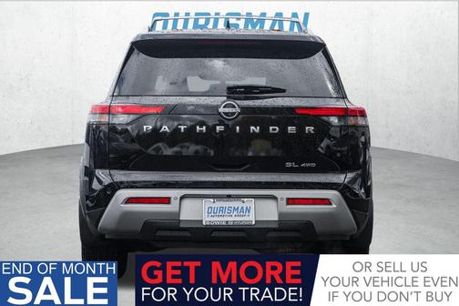 2022 Nissan Pathfinder SL 4WD