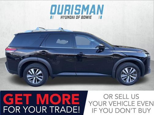 2022 Nissan Pathfinder SL 4WD