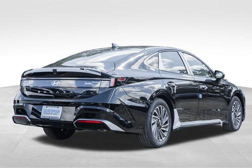 2025 Hyundai SONATA Hybrid SE