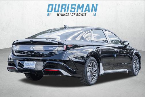 2025 Hyundai SONATA Hybrid SE