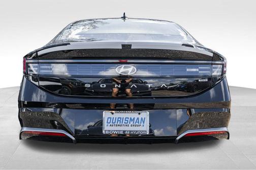 2025 Hyundai SONATA Hybrid SE