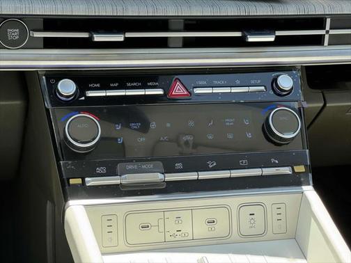 2025 Hyundai SANTA FE HEV Calligraphy