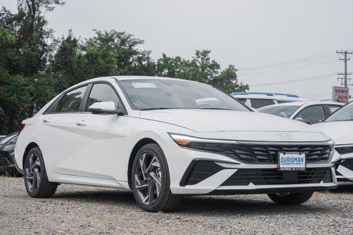2025 Hyundai ELANTRA Limited