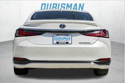 2021 Lexus ES 300h Luxury