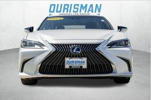 2021 Lexus ES 300h Luxury