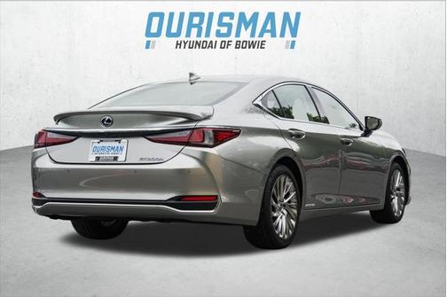 2019 Lexus ES 300h Base