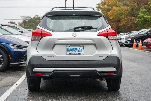 2019 Nissan Kicks SR