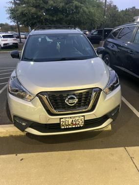 2019 Nissan Kicks SR