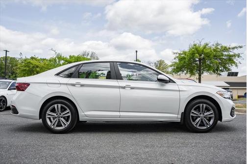 2023 Volkswagen Jetta 1.5T SE