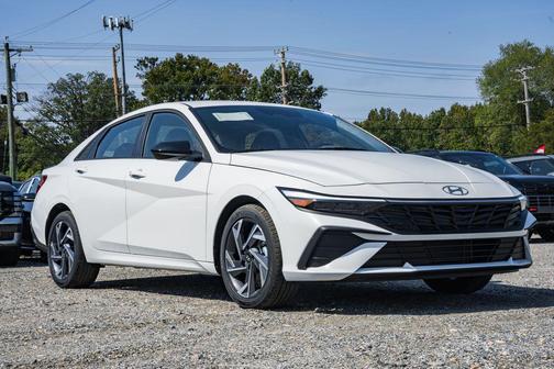 2025 Hyundai ELANTRA Sport