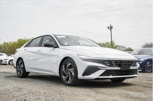 2025 Hyundai ELANTRA Sport
