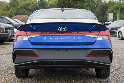 2025 Hyundai ELANTRA Sport