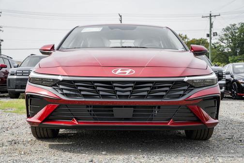 2025 Hyundai ELANTRA HEV Limited