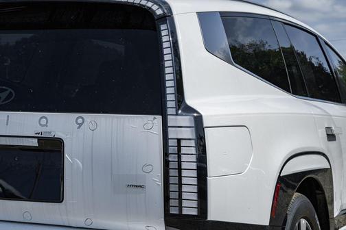 2026 Hyundai IONIQ 9 SEL