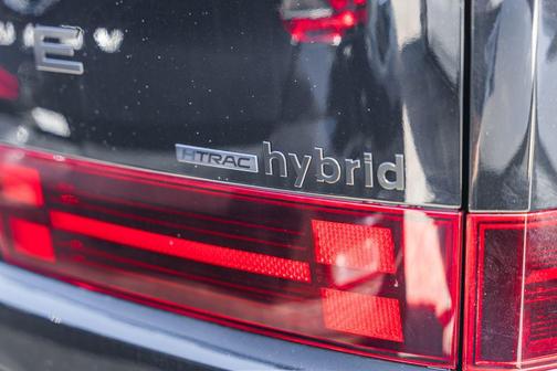 2026 Hyundai SANTA FE HEV Calligraphy
