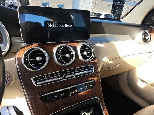 2021 Mercedes-Benz GLC 300 4MATIC