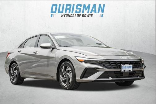 2025 Hyundai ELANTRA SEL