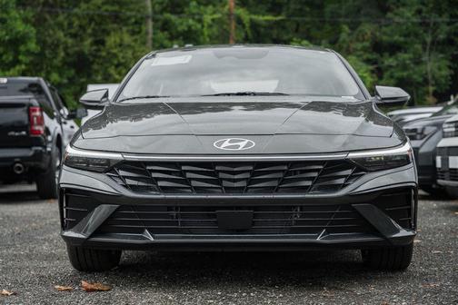 2025 Hyundai ELANTRA HEV Limited