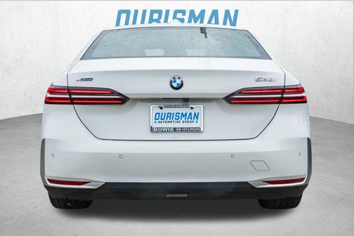 2025 BMW 530 xDrive
