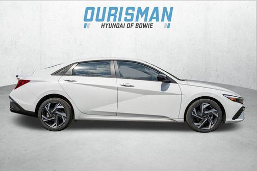 2025 Hyundai ELANTRA Sport