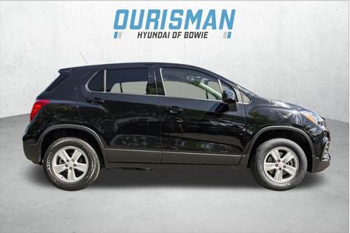 2022 Chevrolet Trax LS