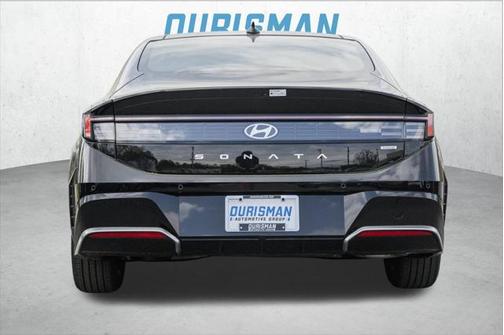 2025 Hyundai SONATA Hybrid Limited
