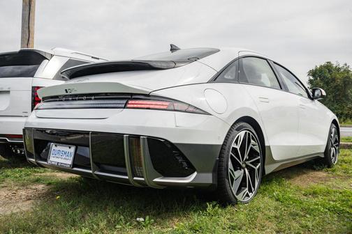 2024 Hyundai IONIQ 6 Limited