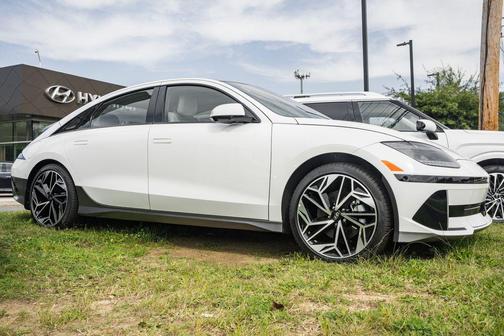 2024 Hyundai IONIQ 6 Limited