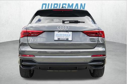 2020 Audi Q3 45 S line Prestige