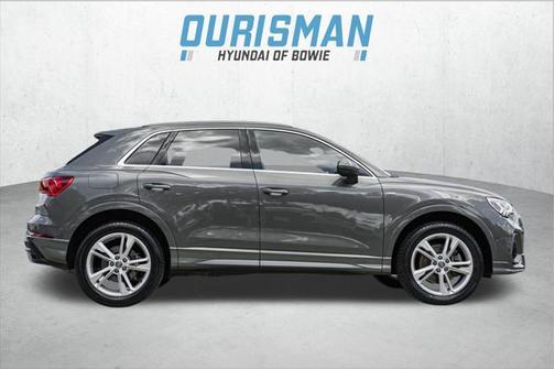 2020 Audi Q3 45 S line Prestige