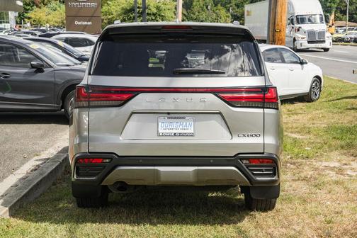 2023 Lexus LX 600 Premium