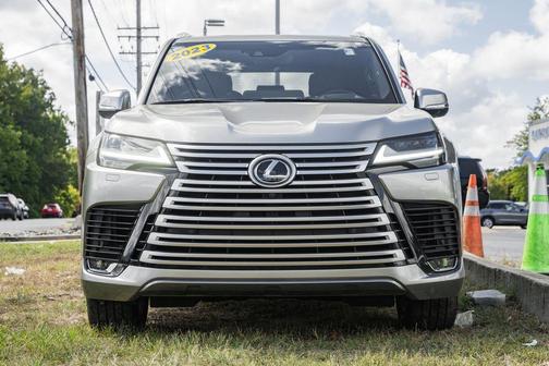 2023 Lexus LX 600 Premium