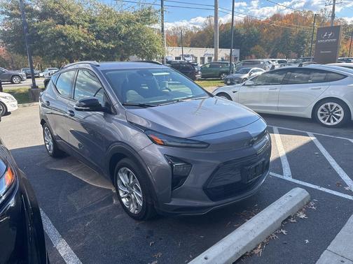 2023 Chevrolet Bolt EUV FWD LT