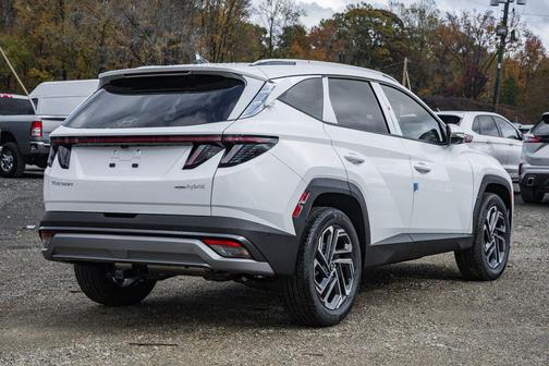 2026 Hyundai TUCSON Hybrid Limited