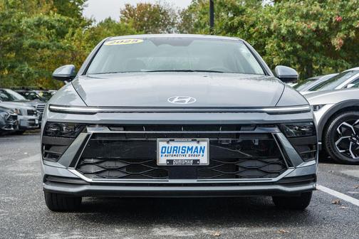 2025 Hyundai SONATA SE