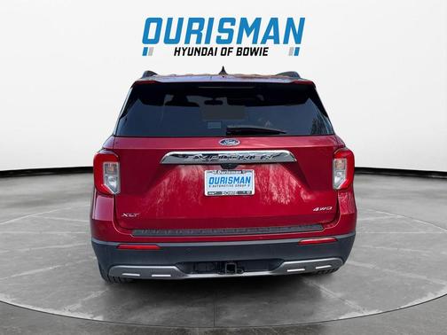 Rapid Red Metallic Tinted Clearcoat 2021 Ford Explorer XLT