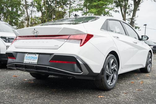 2025 Hyundai ELANTRA HEV Limited