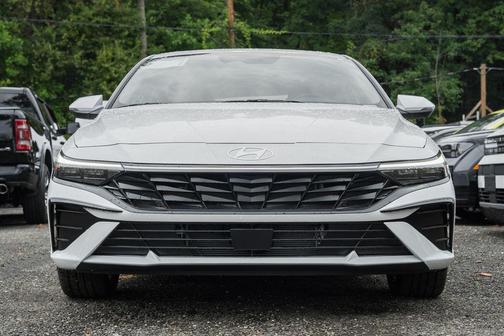 2025 Hyundai ELANTRA HEV Limited