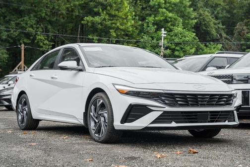 2025 Hyundai ELANTRA HEV Limited