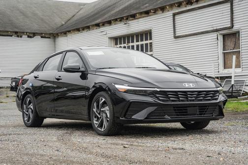 2025 Hyundai ELANTRA HEV Limited