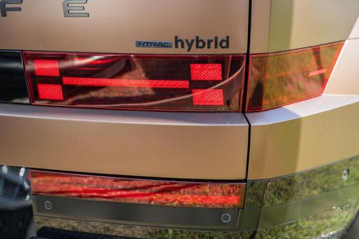 2026 Hyundai SANTA FE HEV Calligraphy