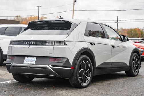 2023 Hyundai IONIQ 5 SEL