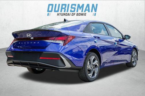 2025 Hyundai ELANTRA Sport
